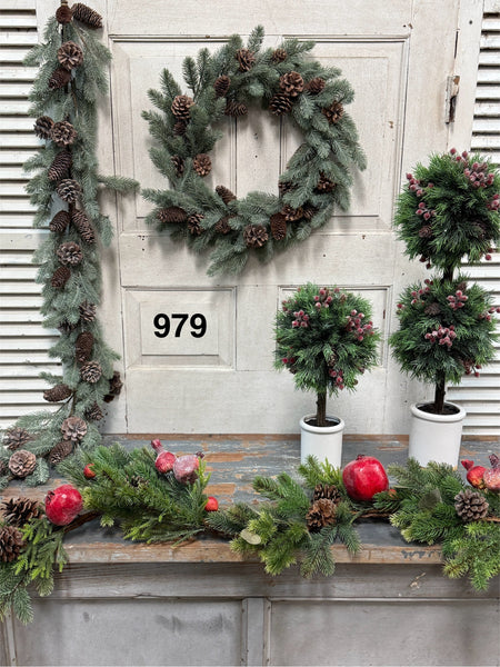 Sample Lot | Lot 979 | Holiday | $75