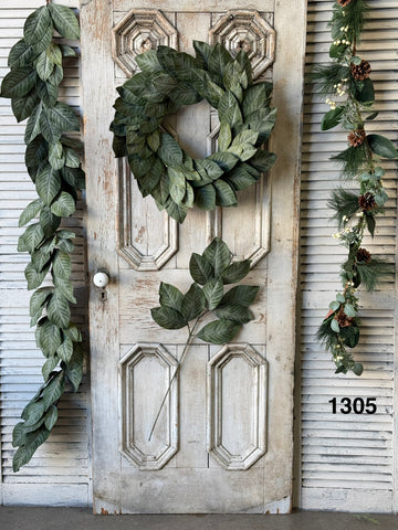 Sample Lot | Lot 1305 | Holiday | $75