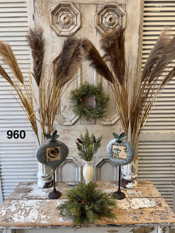 Sample Lot | Lot 960 | Holiday | $60