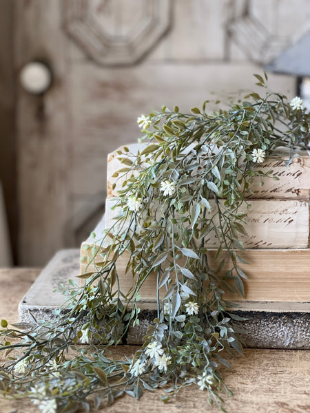 Chadwick Buds Hanging | 37" | NOT CURRENTLY IN STOCK - Spring 2026