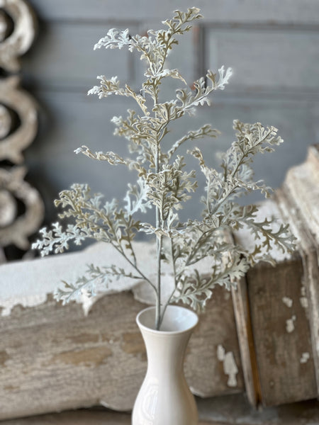 Scalloping Strands Spray | 29"