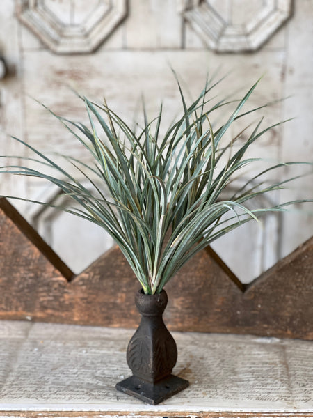 Waterloo Grass Bush | 19" | NOT CURRENTLY IN STOCK-New For Spring 2026!