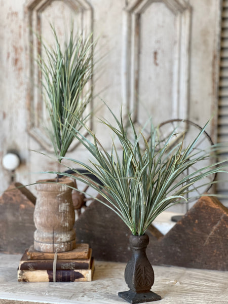 Waterloo Grass Bush | 19" | NOT CURRENTLY IN STOCK-New For Spring 2026!