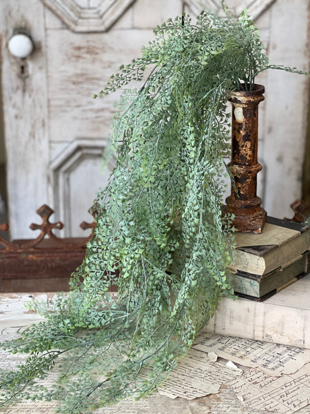 Merlin Leaves Hanging | 41.5" | NOT CURRENTLY IN STOCK-New For Spring 2026!