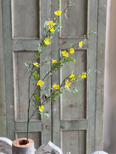 Seneca Blooms | 40" | Yellow | NOT CURRENTLY IN STOCK-New For Spring 2026!