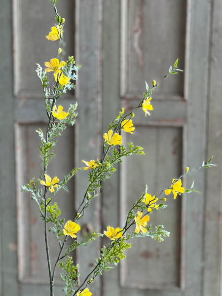 Seneca Blooms | 40" | Yellow | NOT CURRENTLY IN STOCK-New For Spring 2026!