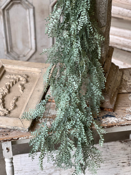 Tatler Leaves Hanging | 47" | NOT CURRENTLY IN STOCK - Spring 2026