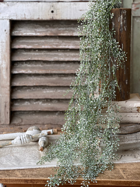 Little Luna Hanging | 47" | Green | NOT CURRENTLY IN STOCK - Spring 2026