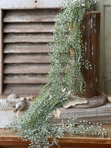 Little Luna Hanging | 47" | Green | NOT CURRENTLY IN STOCK - Spring 2026