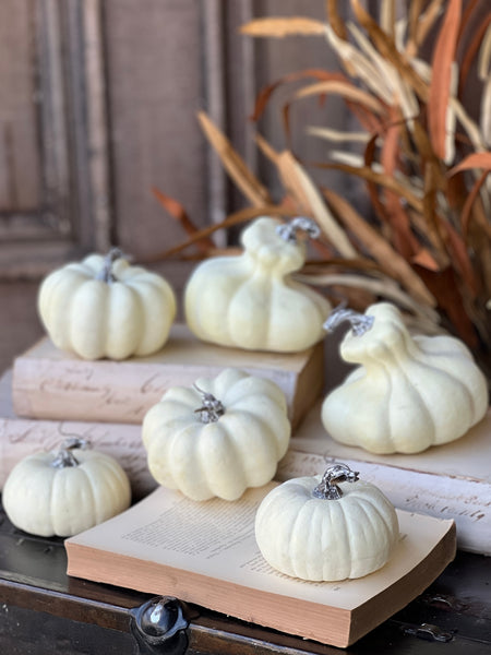 Casper Pumpkins | 6 pcs | NEW CLOSEOUT + CLEAN UP SPECIAL!  From $5.75 - Last 42 sets!