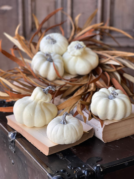 Casper Pumpkins | 6 pcs | NEW CLOSEOUT + CLEAN UP SPECIAL!  From $5.75 - Last 42 sets!
