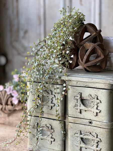 Dew Leaf Vine | 25" | NOT CURRENTLY IN STOCK - Spring 2026