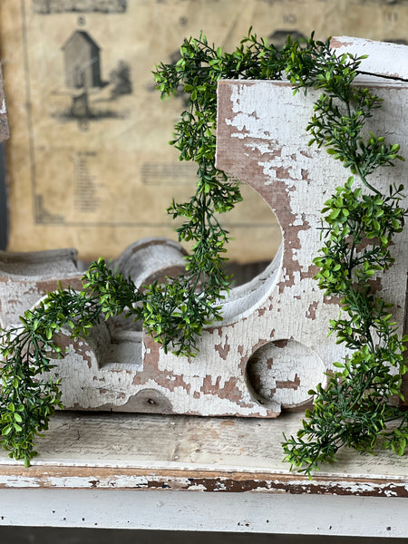 Lyric Boxwood Garland | 6' | NOT CURRENTLY IN STOCK - ETA December