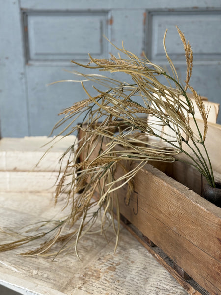 Wheaten Waves Hanging | 33" | NOT CURRENTLY IN STOCK-New For Holiday 2026!