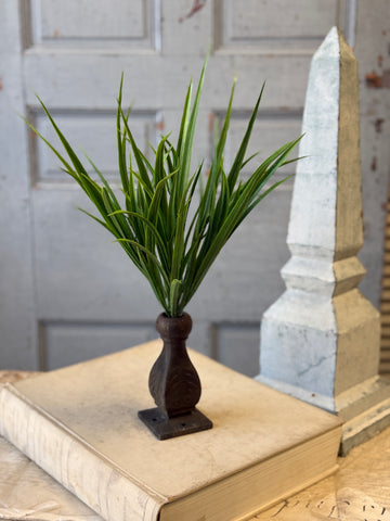 Harrow Grass Bush | 16" | NOT CURRENTLY IN STOCK-New For Spring 2027!
