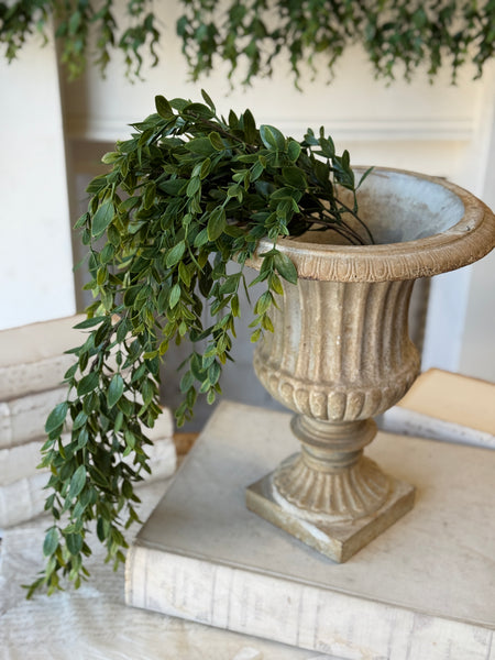 Hathaway Leaves Hanging | 28" | NOT CURRENTLY IN STOCK-New For Spring 2027!