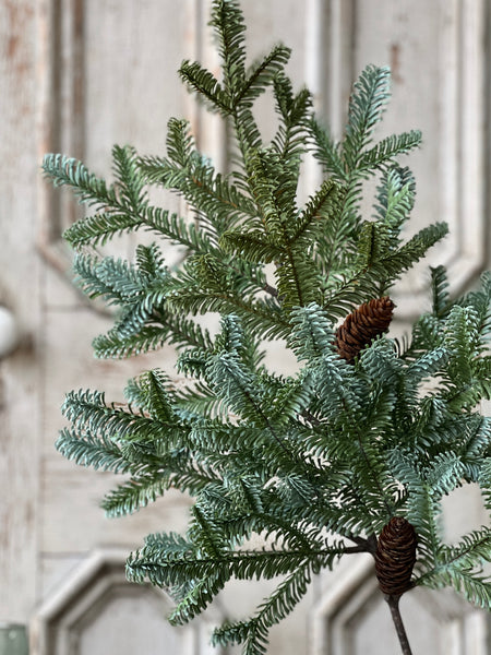 Evergreen Tapestry Spray | 37"