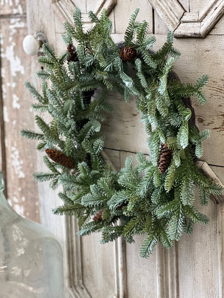 Evergreen Tapestry Wreath | 24"