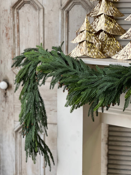 Norfolk Cascade Garland | 6'
