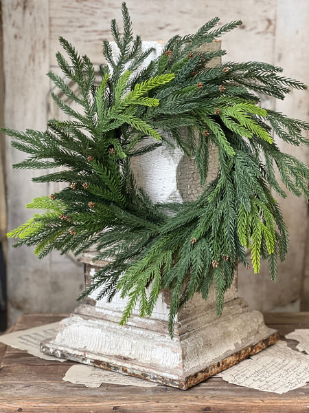 Norfolk Cascade Wreath | 18"