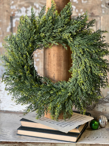 Clifton Hills Cedar Wreath | 20"