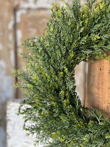 Clifton Hills Cedar Wreath | 20"