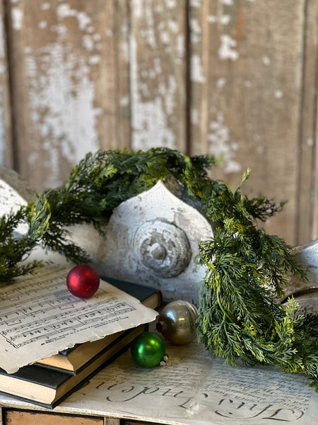 Clifton Hills Cedar Garland | 6'