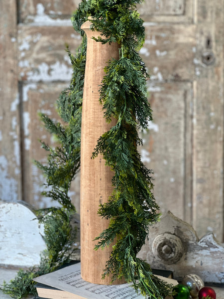 Clifton Hills Cedar Garland | 6'