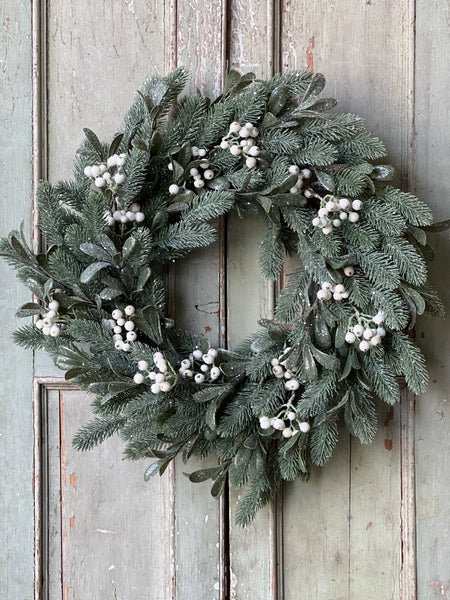 Calista Mistletoe Wreath | 22" | SOLD OUT