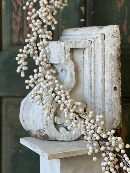 Icy Snowdrop Berry Garland | 5'