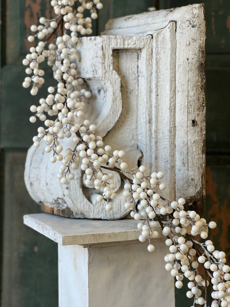 Icy Snowdrop Berry Garland | 5'