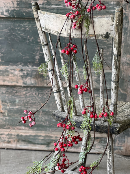 Icy Berry & Cedar Vine | Red | 4' | SOLD OUT