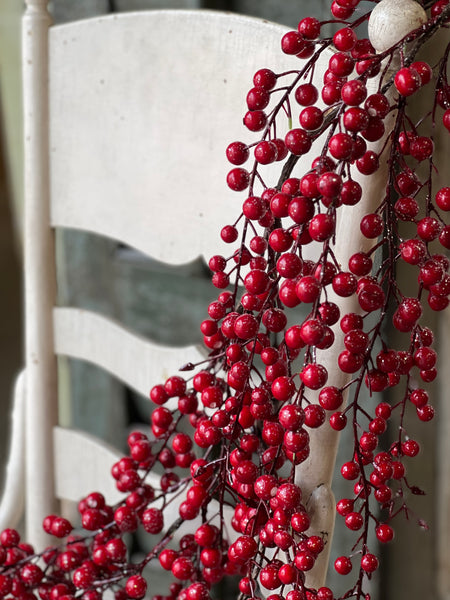 Iced Weatherproof Berry Garland | 5' | SOLD OUT