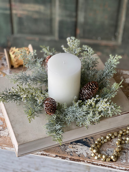 Peridot Gleam Cedar Candle Ring | 15" | SOLD OUT