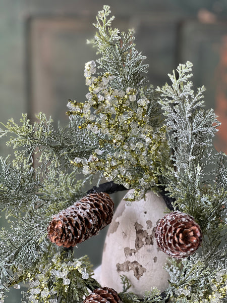 Peridot Gleam Cedar Candle Ring | 15" | SOLD OUT