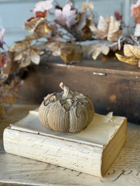 Furled Leaf Pumpkin | Small | NOT CURRENTLY IN STOCK-New For Holiday 2026!