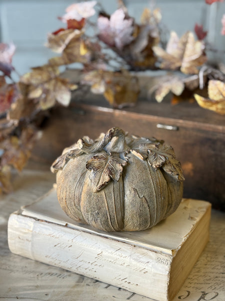 Furled Leaf Pumpkin | Large | NOT CURRENTLY IN STOCK-New For Holiday 2026!