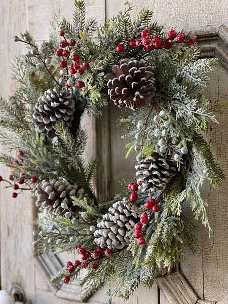 Tennison Pine Wreath | 22"