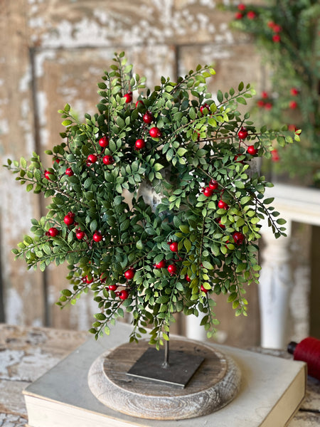 Lively Berry Bough Candle Ring | 16" | SOLD OUT