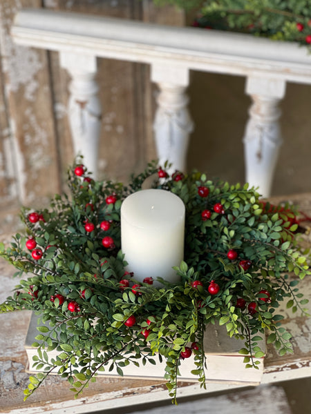 Lively Berry Bough Candle Ring | 22" | SOLD OUT
