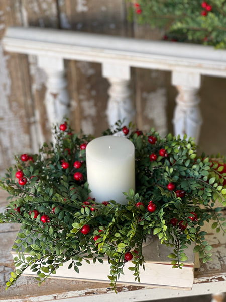Lively Berry Bough Candle Ring | 22" | SOLD OUT