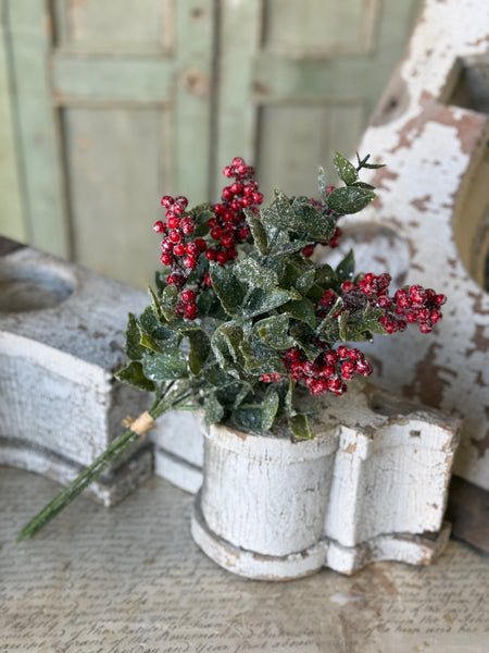 Scarlet Wish Berries Bundle | 15" | NOT CURRENTLY IN STOCK-New For Holiday 2026!