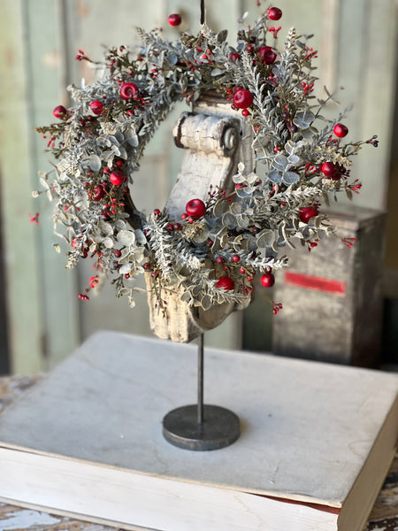 Cashel Berry Eucalyptus Candle Ring | 10" | SOLD OUT