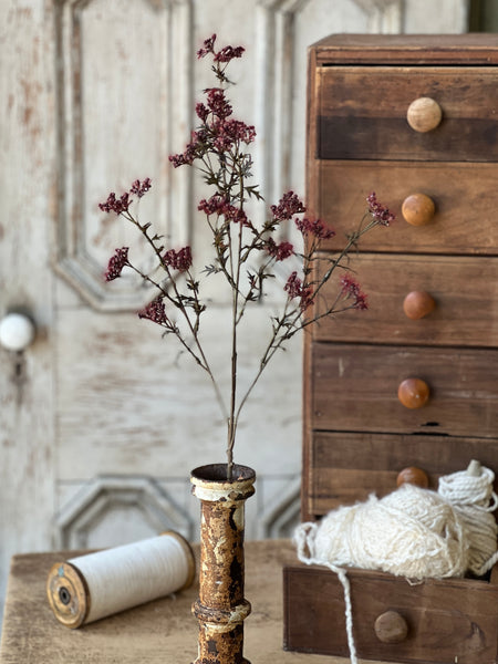 Boucle Berry Spray | 28" | Merlot