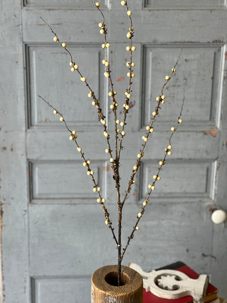 Wild Woods Berry Spray | 48" | Cream