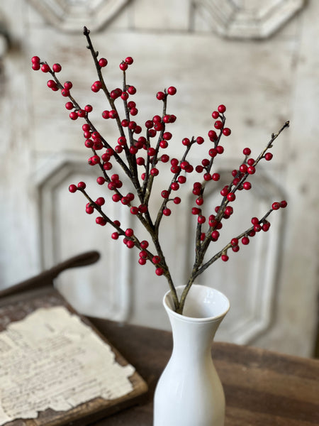 Clipper Berry Spray | 26" | Red | SOLD OUT