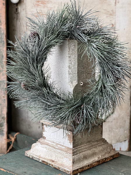 Frosted Emperor Pine Wreath | 24"