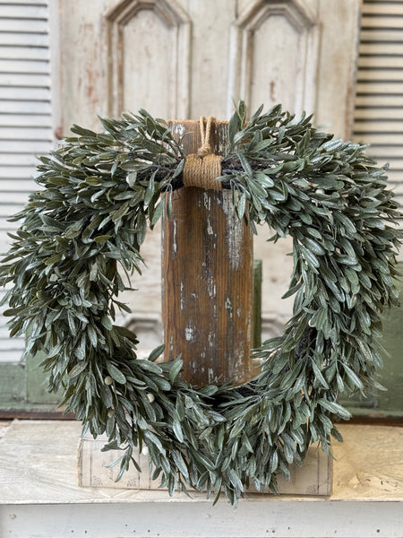 Winter Court Mistletoe Hanging Wreath | 24" | NOT CURRENTLY IN STOCK-New For Holiday 2026!