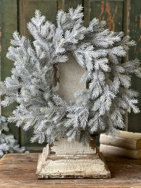 Snowy Sitka Spruce Wreath | 24"