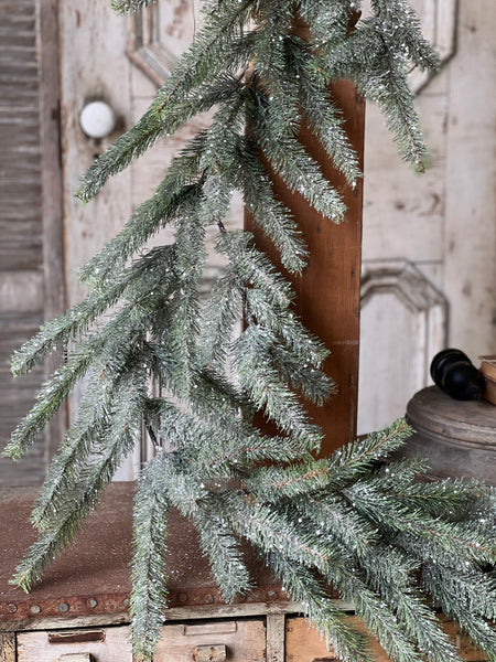 Icy Northlight Pine Garland | 6'